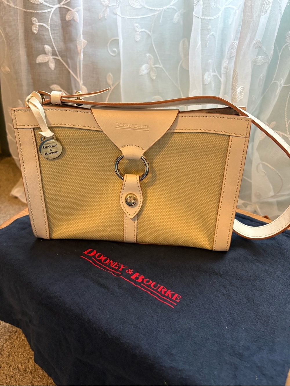 Dooney & Bourke Alto Ring Flap Italian Leather Woven Shoulder Bag Vintage